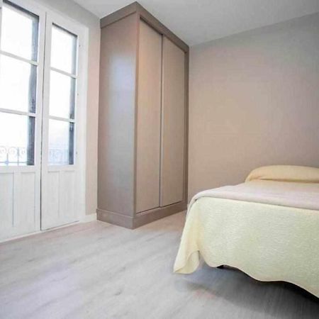 Hostal Viena Plaza Nueva Granada Eksteriør bilde