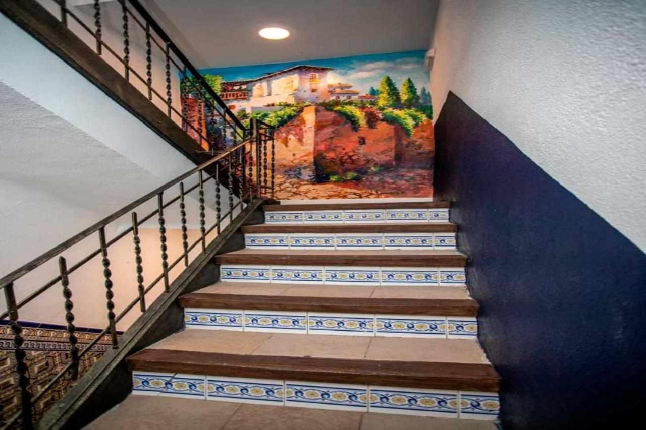 Hostal Viena Plaza Nueva Granada Eksteriør bilde